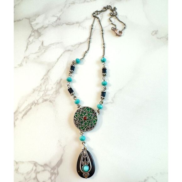 Vintage Avon Turquoise Blue Medallion Necklace - Picture 1 of 5